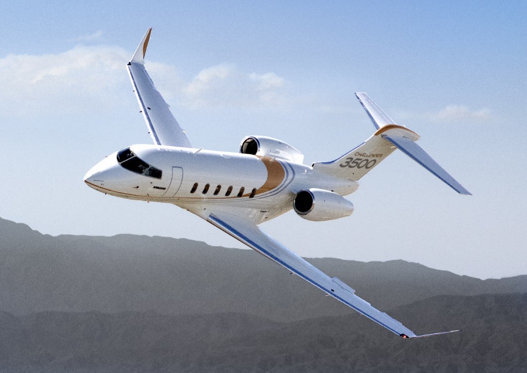 Bombardier Challenger 3500 super midsize jet for Nantucket charter