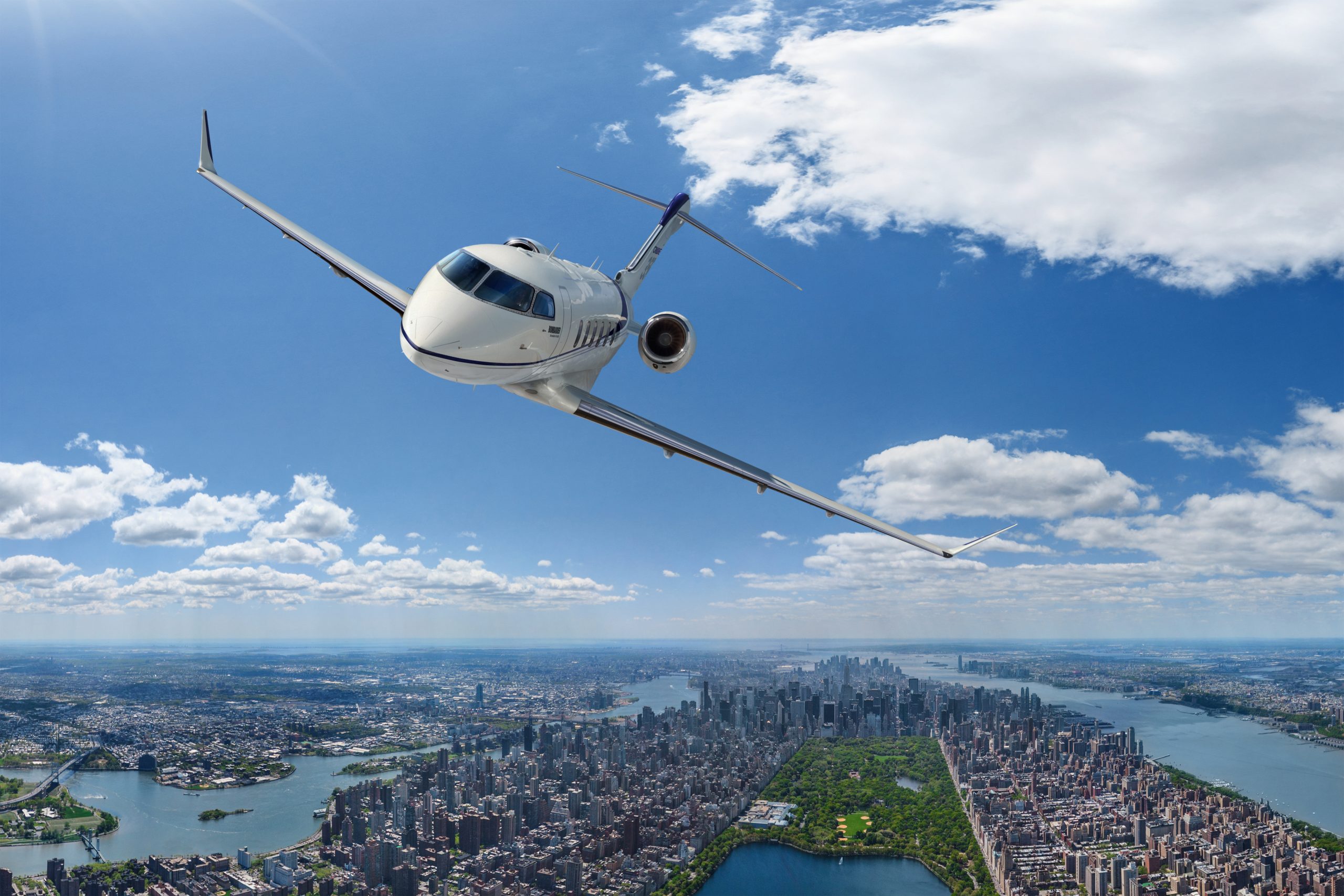 Bombardier Challenger 350 super midsize jet for Nantucket charter