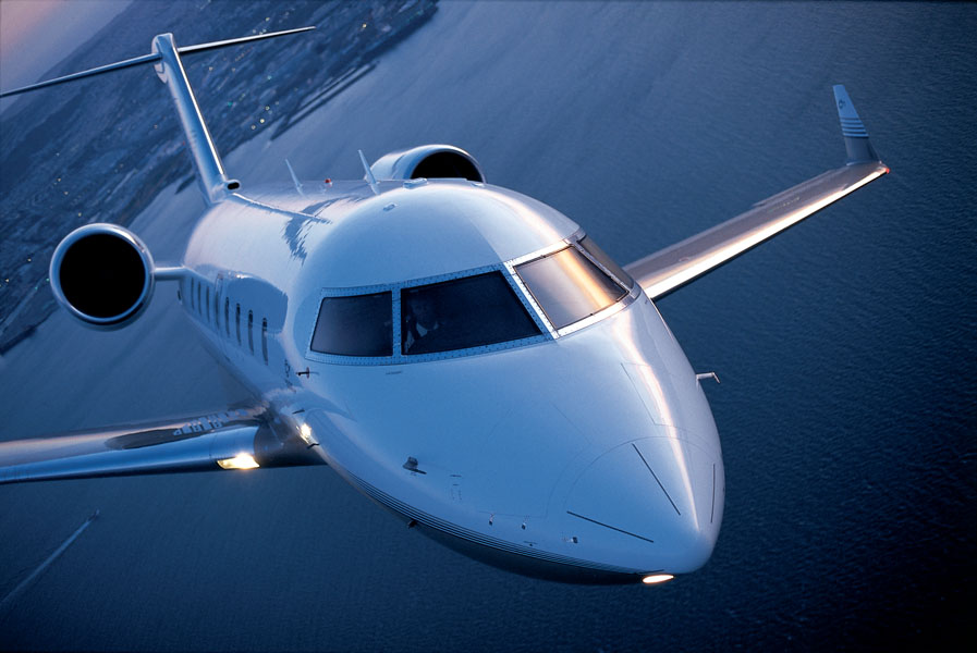 Challenger 604 view for Nantucket charter