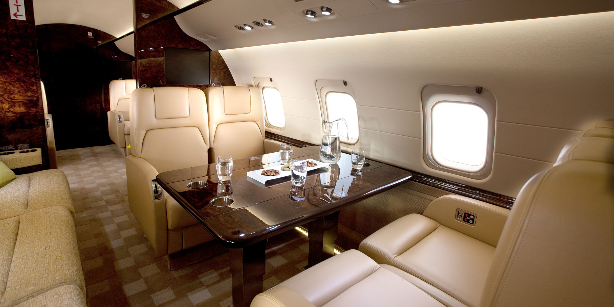 Challenger 850 cabin for Nantucket charter