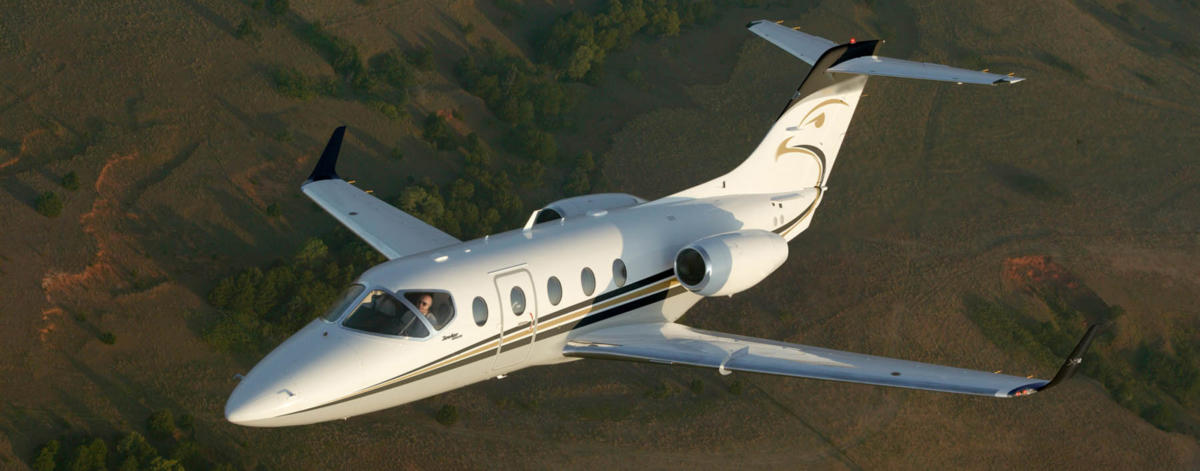 Hawker 400XP view for Nantucket charter