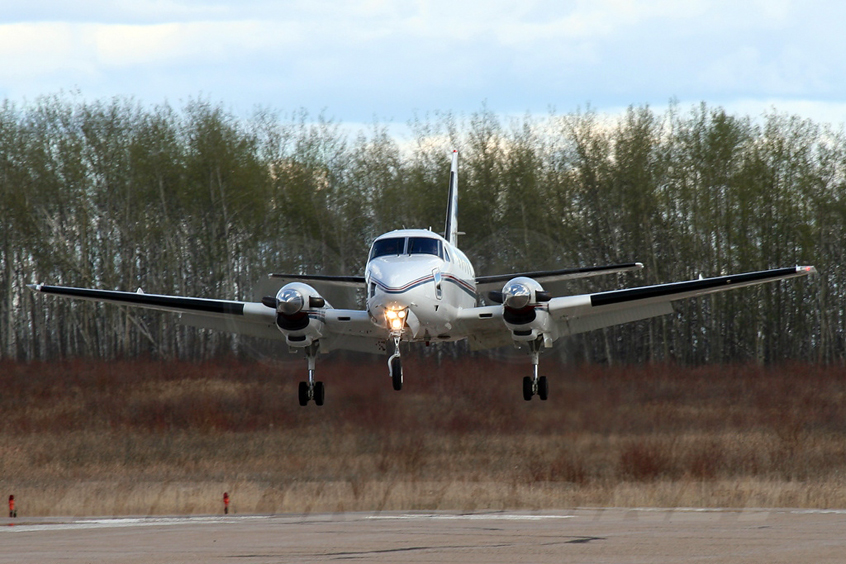 Nantucket Beechcraft King Air 100 Charter