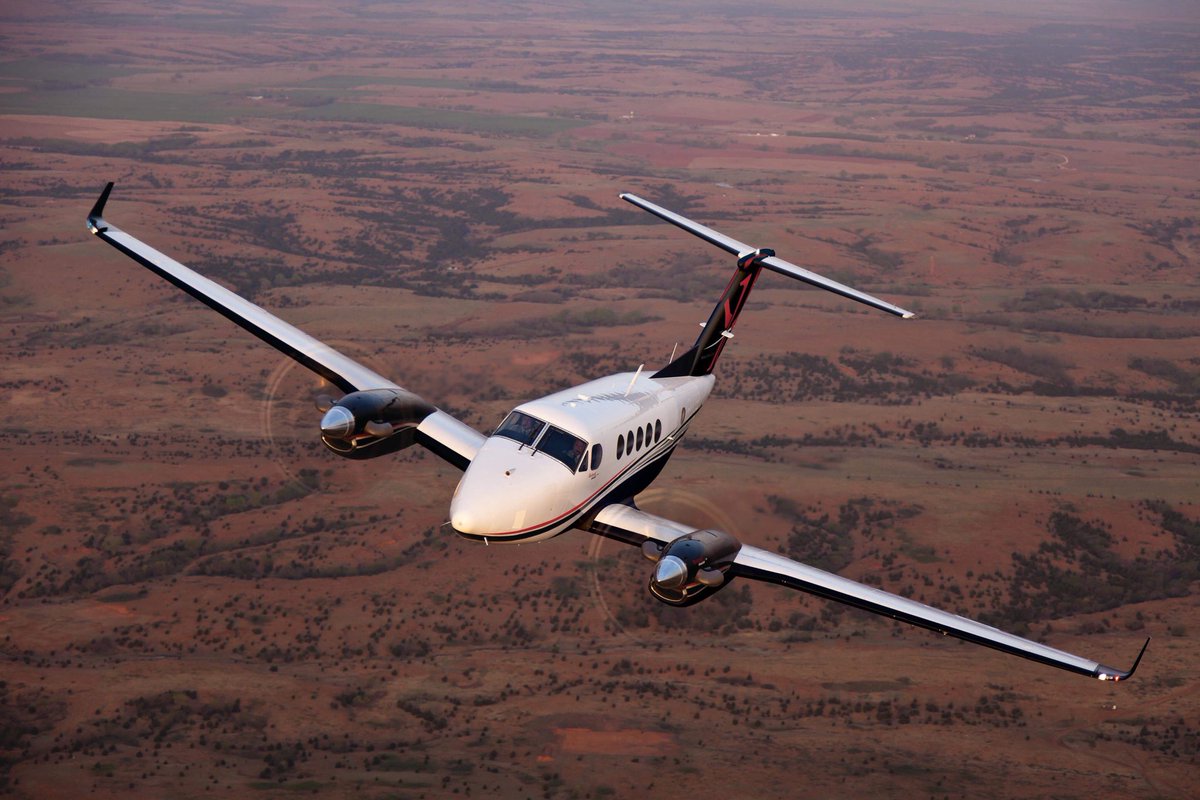 Beechcraft King Air 250 turboprop for Nantucket charter